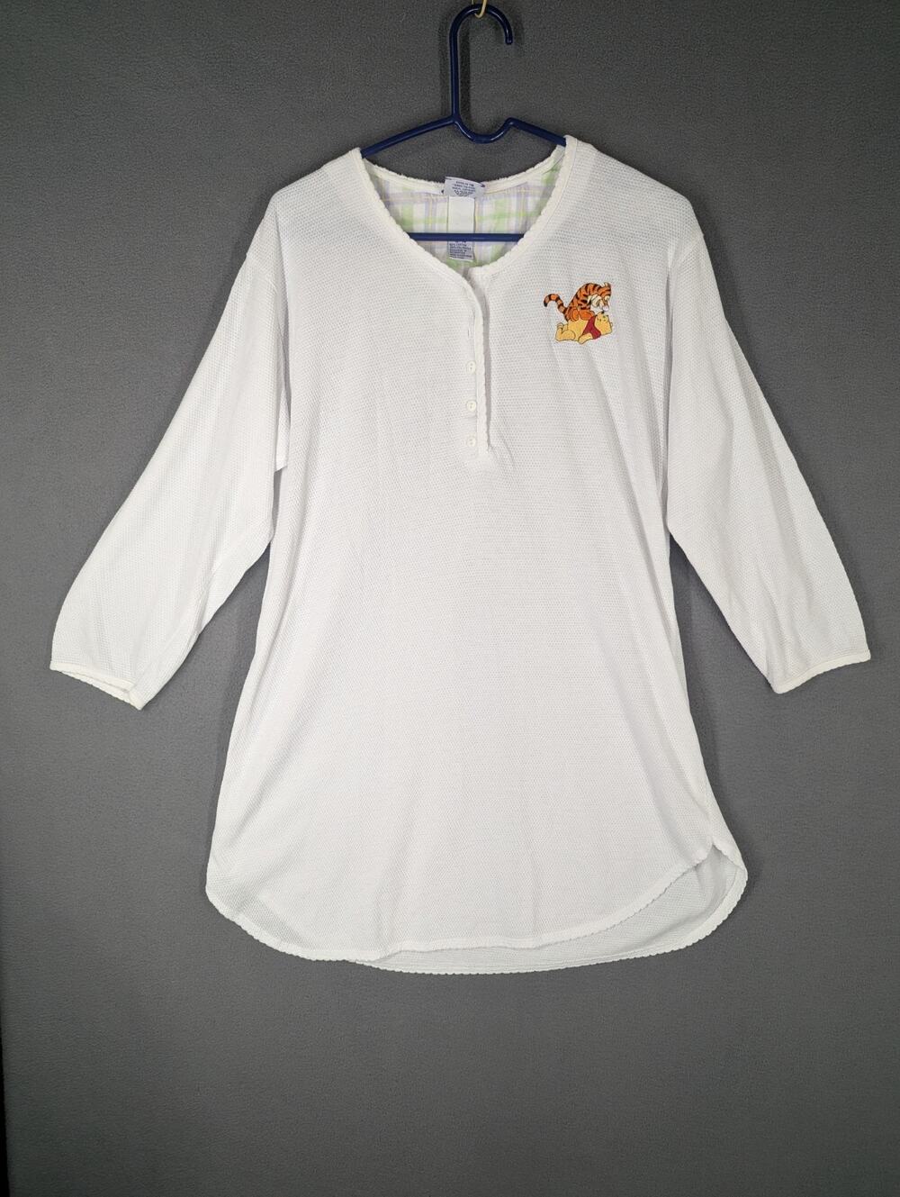 Winnie The Pooh Tigger Disney Womans Med Nightshirt Sleep Shirt Henley Vintage